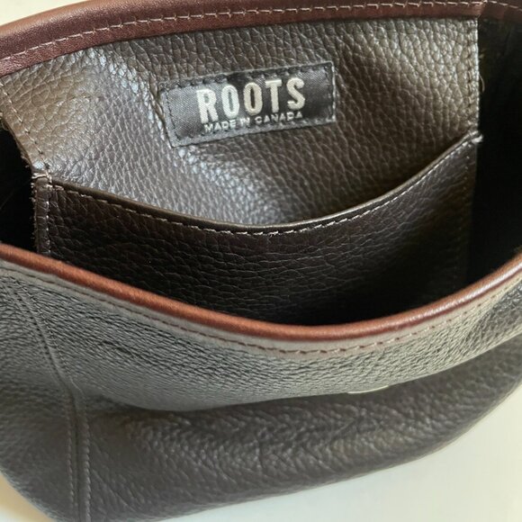 Roots Genuine Leather Crossbody Bag - Picture 7 of 9